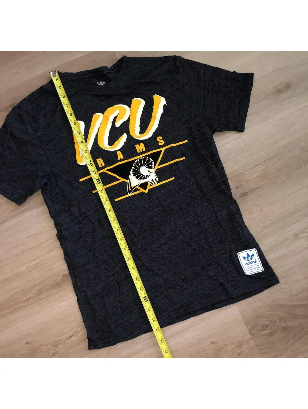ADIDAS VCU VIRGINIA COMMONWEALTH UNIVERSITY RAMS T SHIRT GRAY MENS SIZE MEDIUM